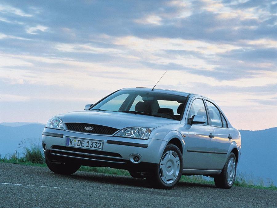 Ford Mondeo Sedan 2000 года  (фото 8 из 24)